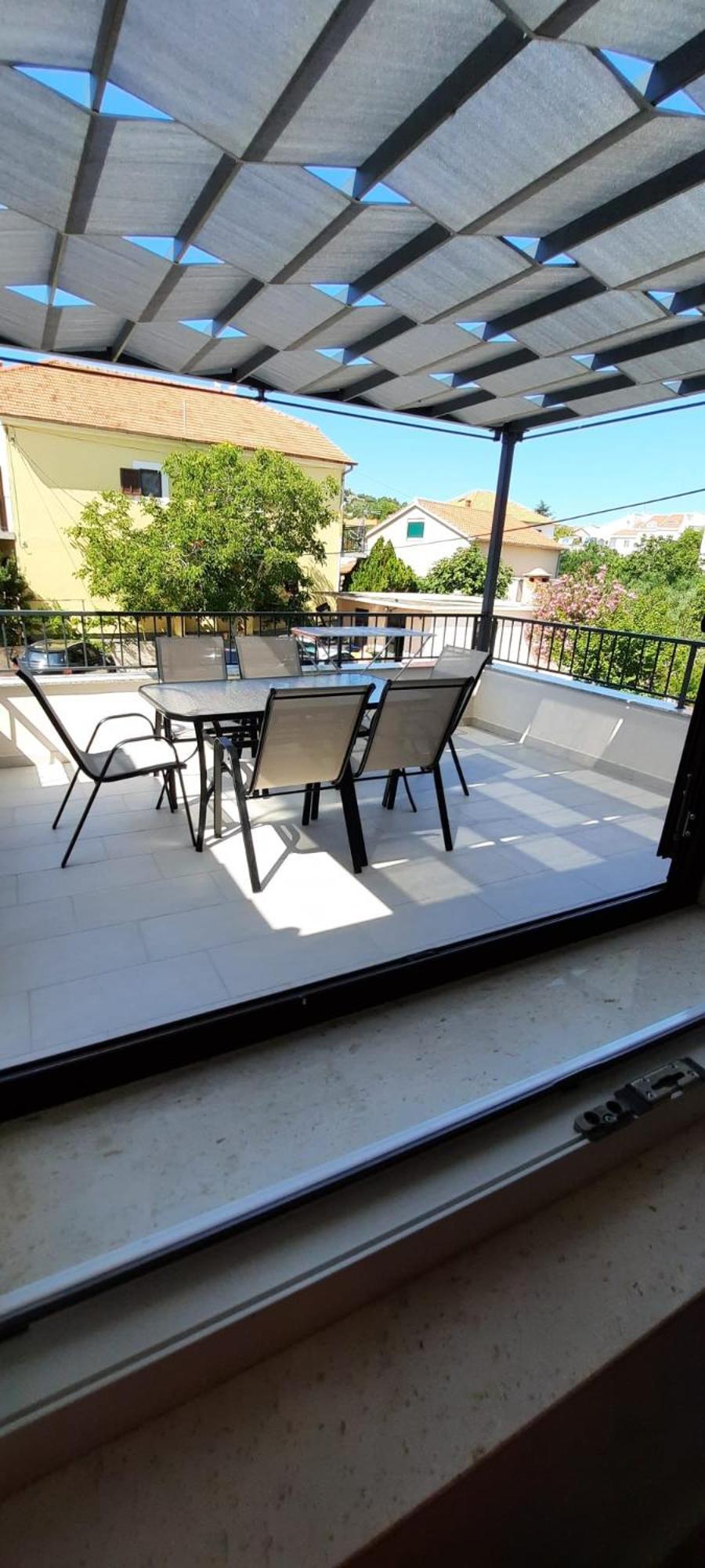 Beach Apartment Kate With Sea View, Balcony And Parking, Murter, Dalmatia 外观 照片